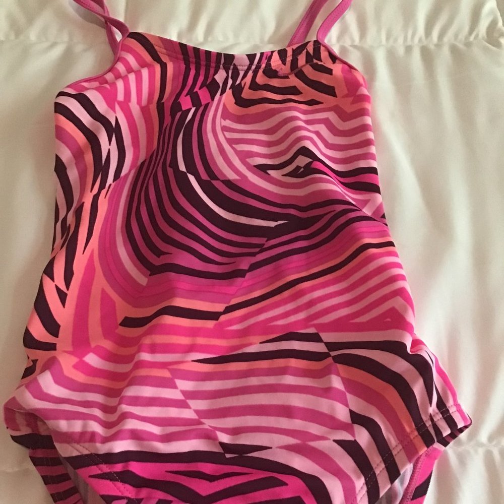 Nike Girls Bathing Suits